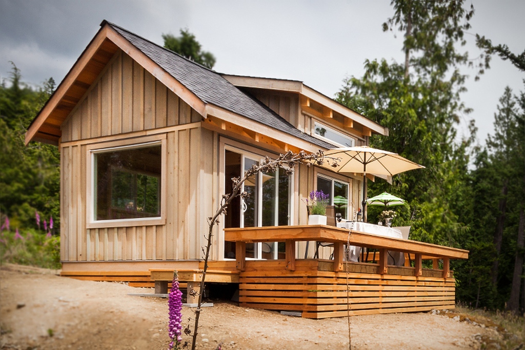 Weekend Fun: The Gambier Island Tiny Getaway Cabin | Small House Bliss