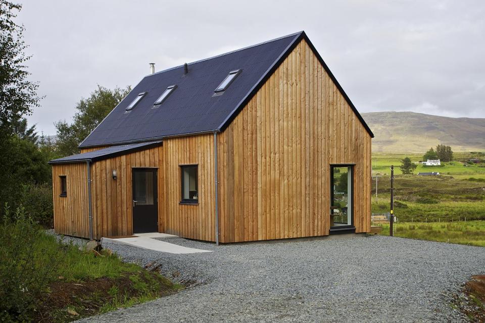 r-house-rural-design-exterior0-via-small
