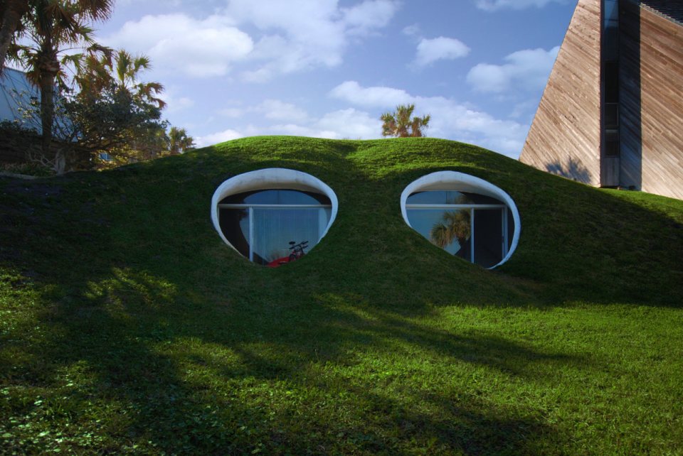 The Dune House, an earth-sheltered duplex. Each unit has 1 bedroom in 750 sq ft. | www.facebook.com/SmallHouseBliss