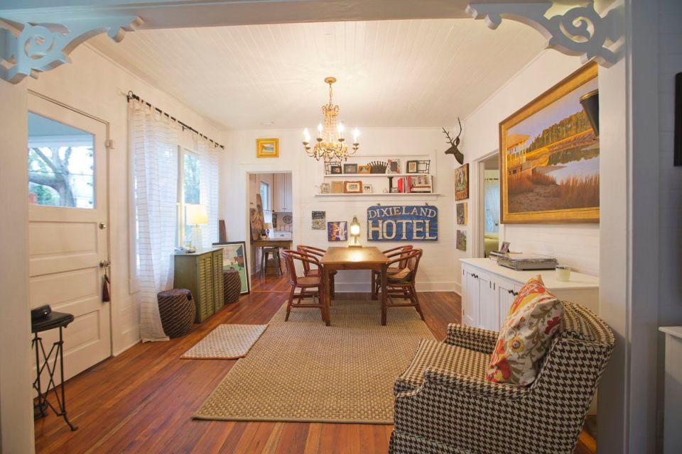 This modest two-bedroom bungalow outside Savannah, Georgia features a spacious wraparound porch. | www.facebook.com/SmallHouseBliss